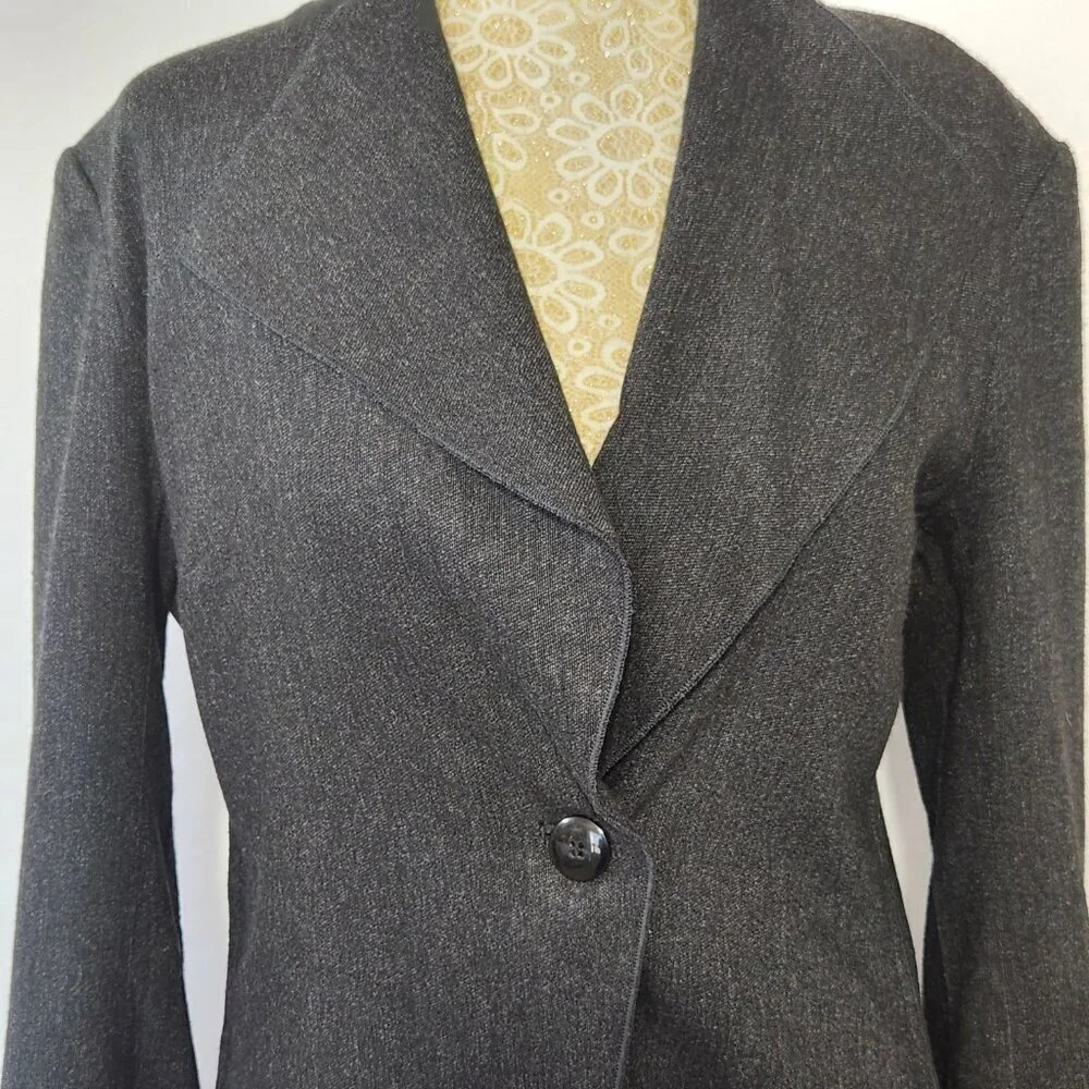 J Jill Women's Size 8P Black Unstructured Wool Blend Asymmetrical Jacket Blazer